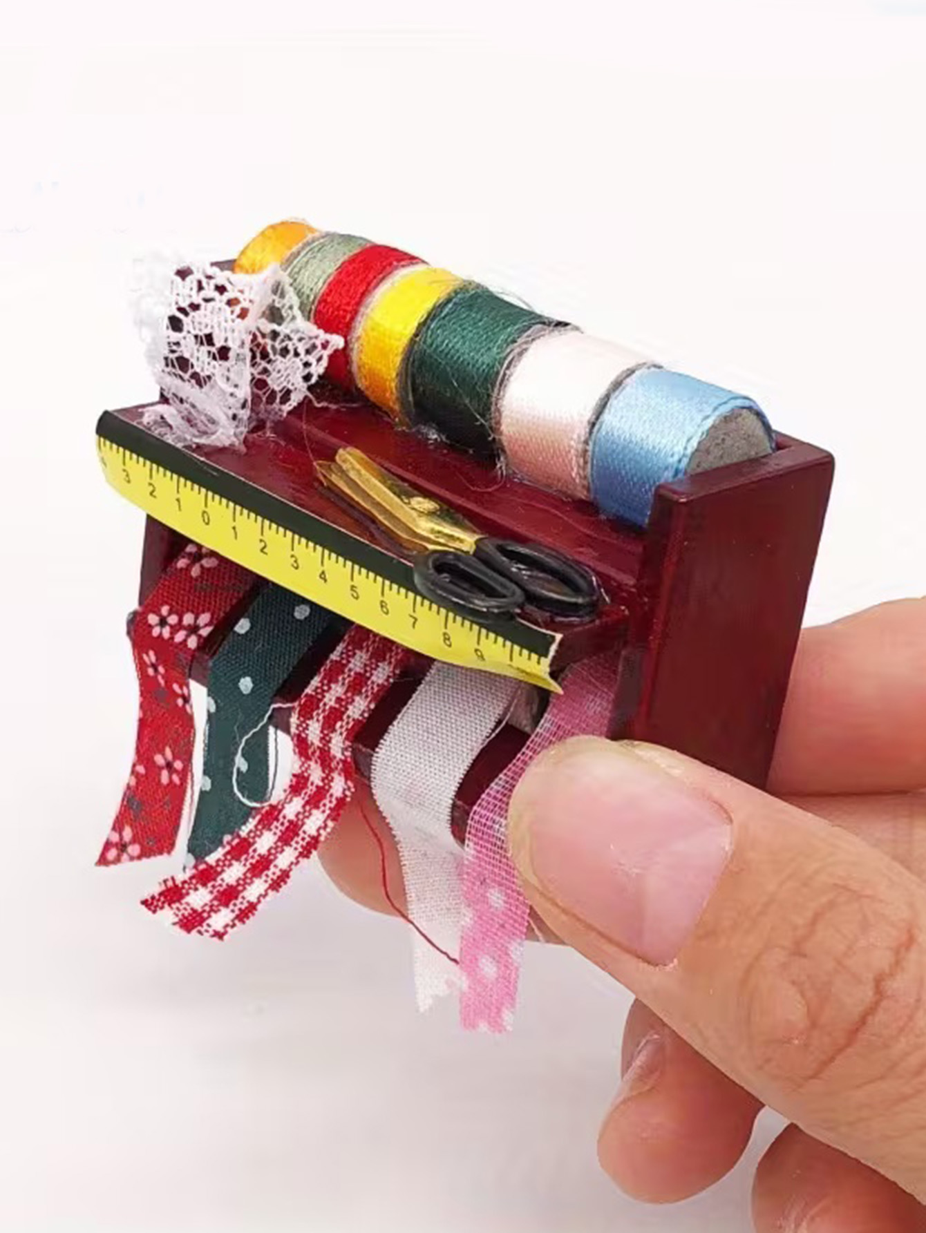Miniaturowe pudełko do szycia  – Sewing Factory recenzja i cena