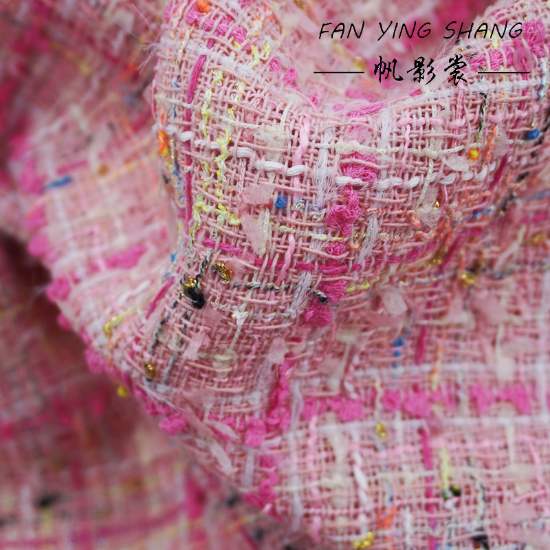 Różowa tkanina tweedowa z fręd – Sewing Tweed Fabric recenzja i cena