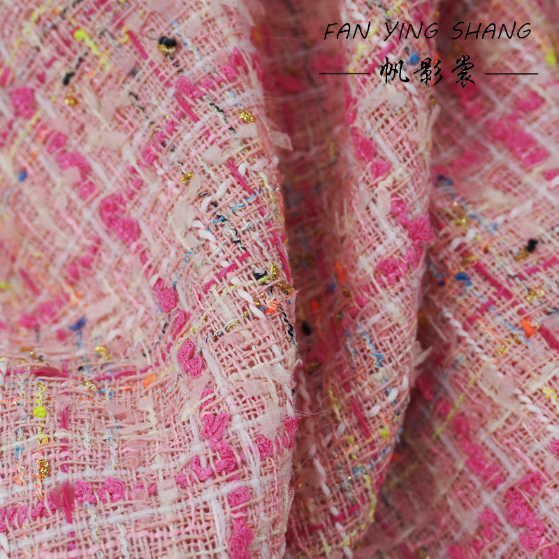 Różowa tkanina tweedowa z fręd – Sewing Tweed Fabric recenzja i cena